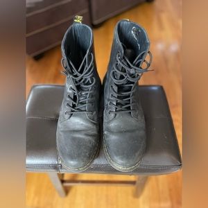 Dr. Martens Combs Boot - Men's